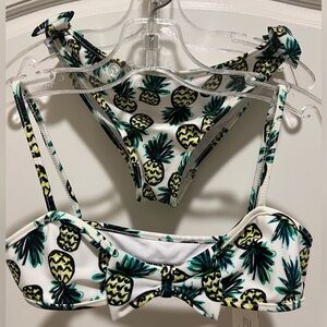 Milly Minis adorable white pineapple mini bow bikini sz 8
